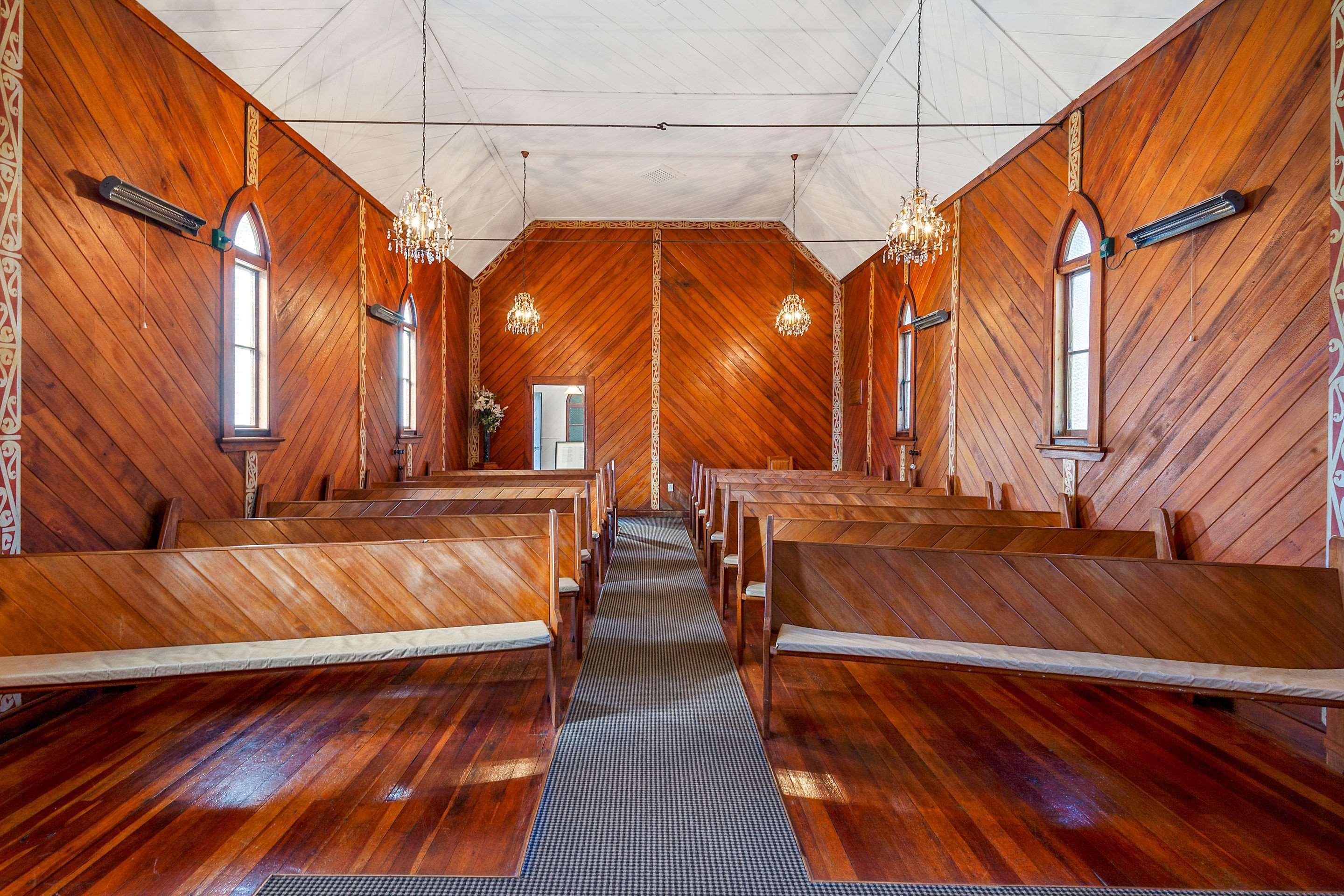 Huka Falls Resort Taupo Bagian luar foto Interior of the church
