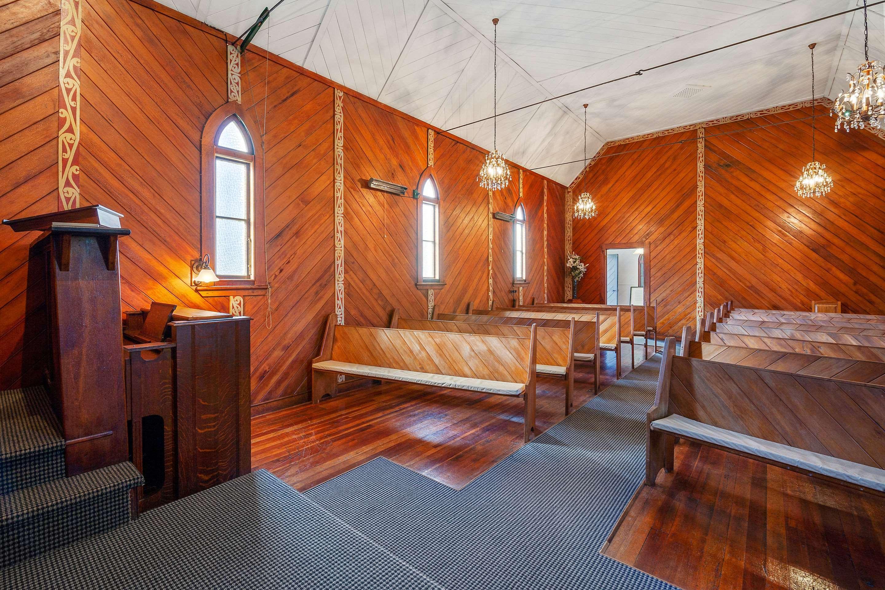 Huka Falls Resort Taupo Bagian luar foto Interior of the church