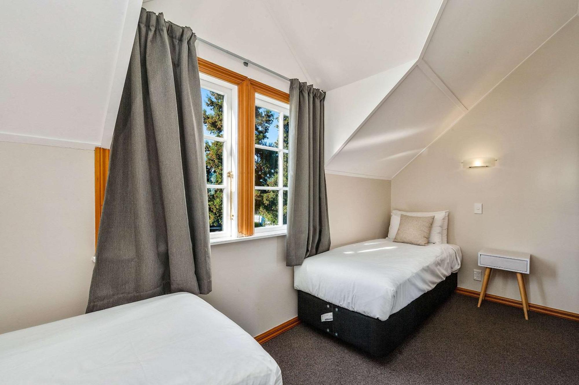 Huka Falls Resort Taupo Bagian luar foto